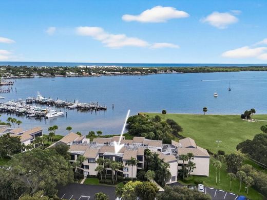 Residential complexes in North Palm Beach, Palm Beach