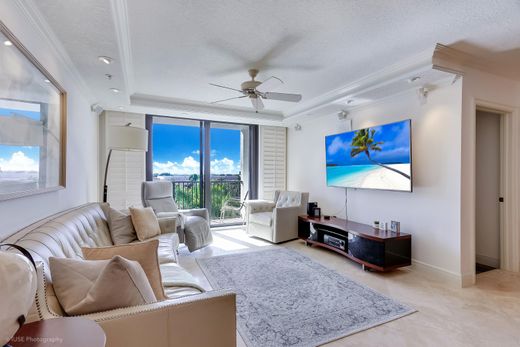 Residential complexes in West Palm Beach, Palm Beach