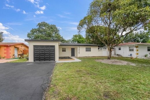 Villa in Miramar, Broward County