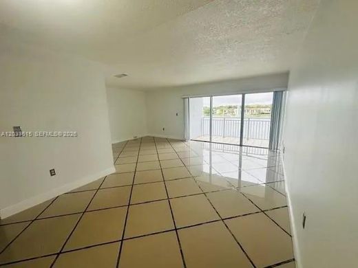 Complexes résidentiels à Miami, Comté de Miami-Dade