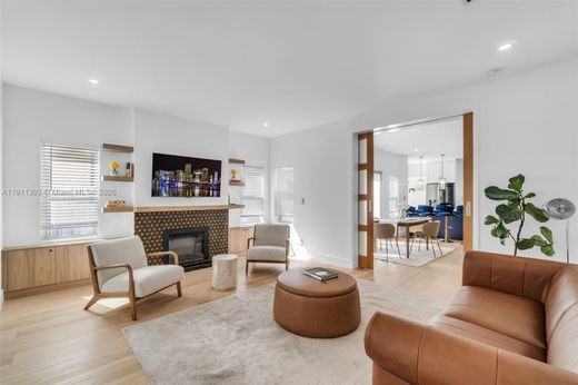 ﻓﻴﻼ ﻓﻲ ميامي، فلوريدا, Miami-Dade County