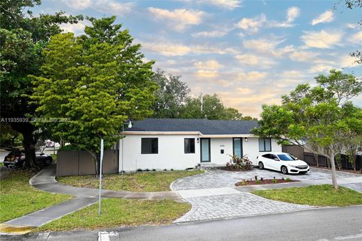 Вилла, West Miami, Miami-Dade County