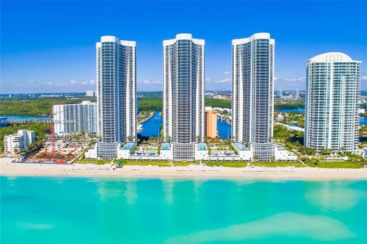 مجمع شقق ﻓﻲ Sunny Isles Beach, Miami-Dade County