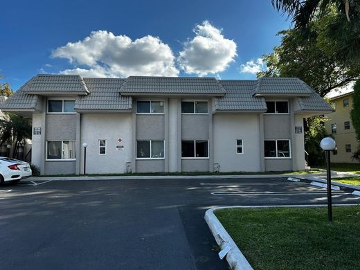 公寓楼  Coral Springs, Broward County