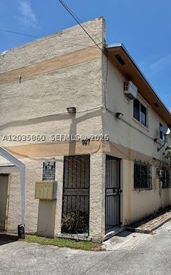 Townhouse in Miami, Miami-Dade