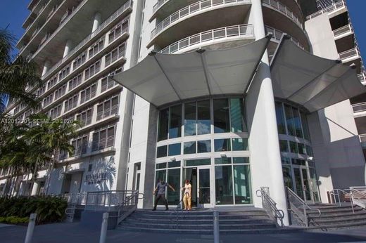 Residential complexes in Miami, Miami-Dade