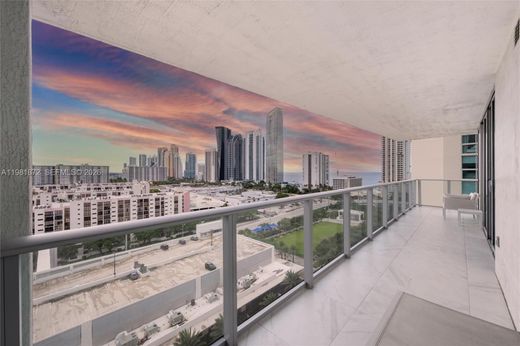 Wohnkomplexe in Sunny Isles Beach, Miami-Dade County