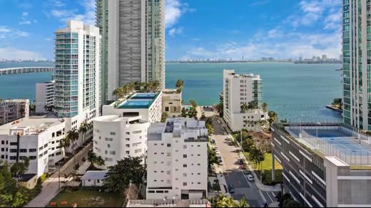 Complesso residenziale a Miami, Miami-Dade County