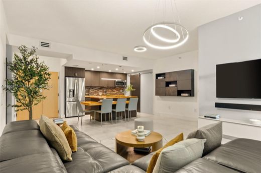 Жилой комплекс, Doral, Miami-Dade County