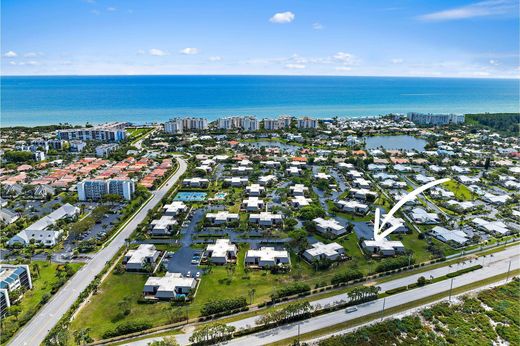 Townhouse in Jupiter, Palm Beach