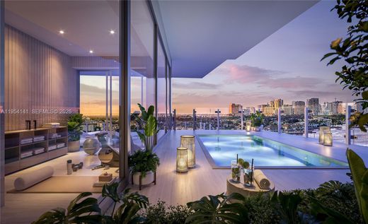 Residential complexes in Fort Lauderdale, Broward County