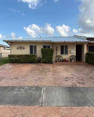 Townhouse in Miami, Miami-Dade