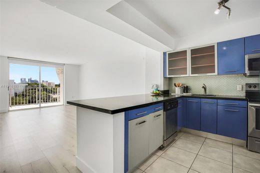 Kamienica w Miami, Miami-Dade County