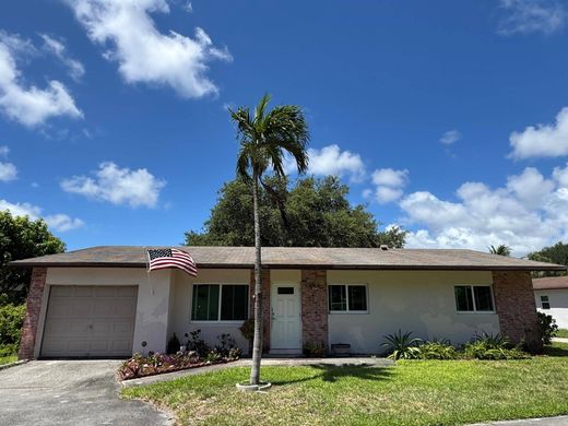 Villa in Deerfield Beach, Broward County
