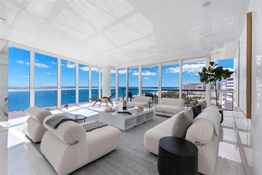 Residential complexes in Miami Beach, Miami-Dade