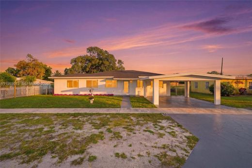 Villa in Miami Gardens, Miami-Dade