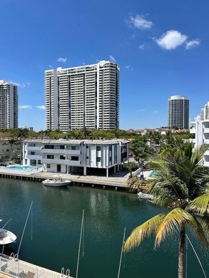 Edificio en North Miami Beach, Miami-Dade County