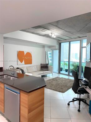 Residential complexes in Miami, Miami-Dade