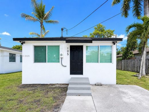 Villa - Hallandale Beach, Broward County