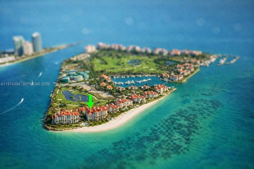 Residential complexes in Miami Beach, Miami-Dade
