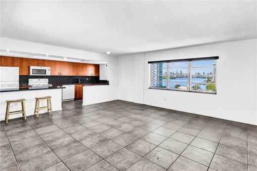 Komplex apartman Miami Beach, Miami-Dade County