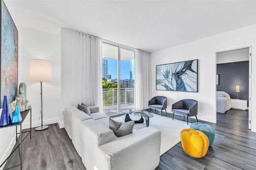 Residential complexes in Miami, Miami-Dade