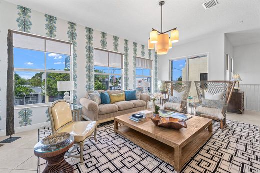 Таунхаус, West Palm Beach, Palm Beach County