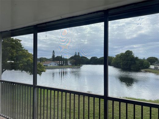 Kamienica w Tamarac, Broward County