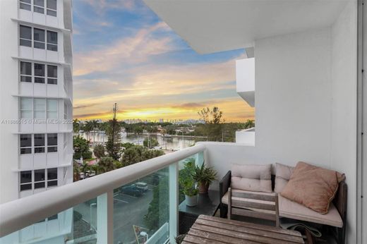 مجمع شقق ﻓﻲ Miami Beach, Miami-Dade County