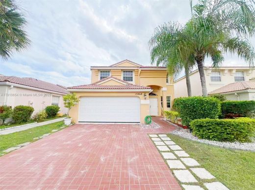 Villa in Pembroke Pines, Broward County