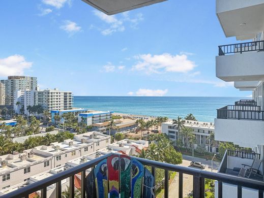 Residential complexes in Pompano Beach, Broward County