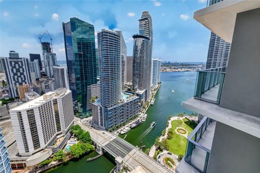 Kamienica w Miami, Miami-Dade County