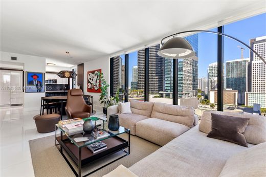 Residential complexes in Miami, Miami-Dade