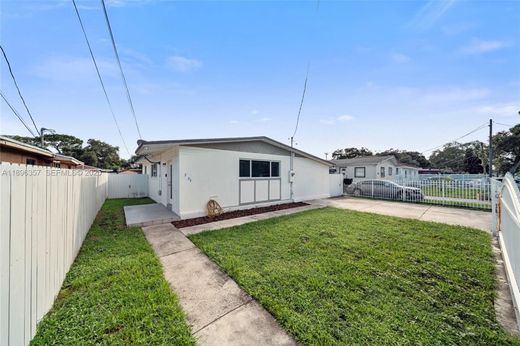 别墅  Miami Gardens, Miami-Dade County