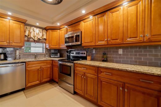 Komplex apartman Pembroke Pines, Broward County