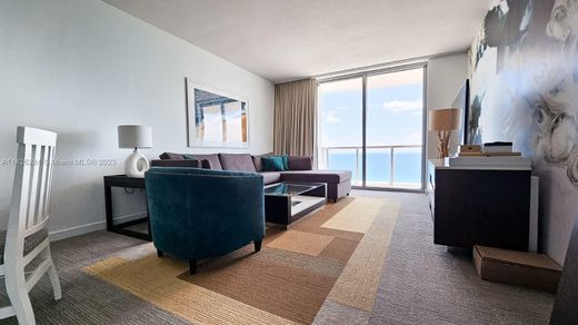 Residential complexes in Sunny Isles Beach, Miami-Dade