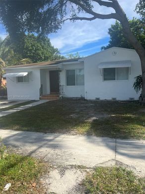 Villa in North Miami, Miami-Dade County