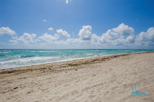 Residential complexes in Surfside, Miami-Dade