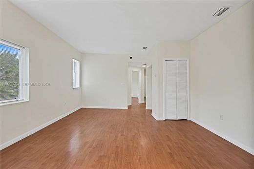 Residential complexes in Miami, Miami-Dade