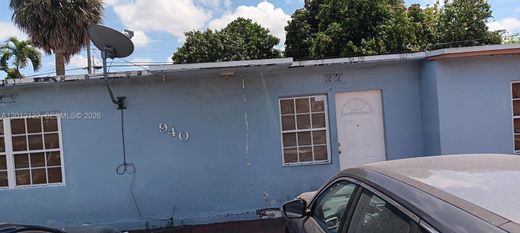 Вилла, Hialeah, Miami-Dade County