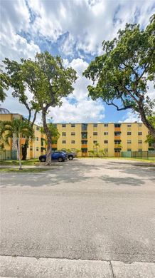 Residential complexes in Hialeah, Miami-Dade