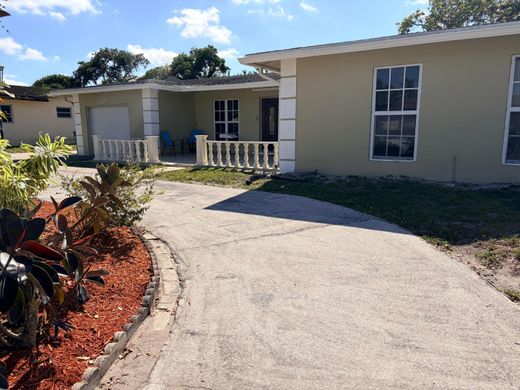 Villa in Margate Estates, Broward County