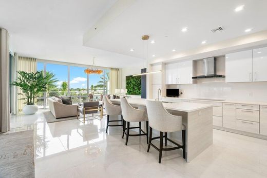 Residential complexes in North Palm Beach, Palm Beach