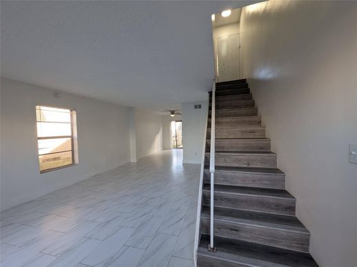 ‏בית בעיר ב  Fort Lauderdale, Broward County