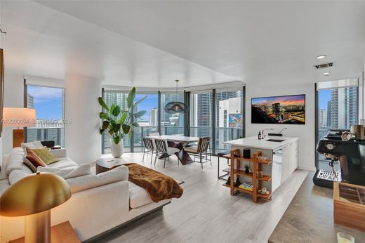 Complesso residenziale a Miami, Miami-Dade County