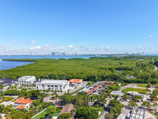Residential complexes in Key Biscayne, Miami-Dade