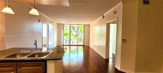 Residential complexes in Miami, Miami-Dade