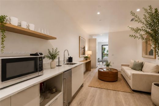 Residential complexes in Miami, Miami-Dade