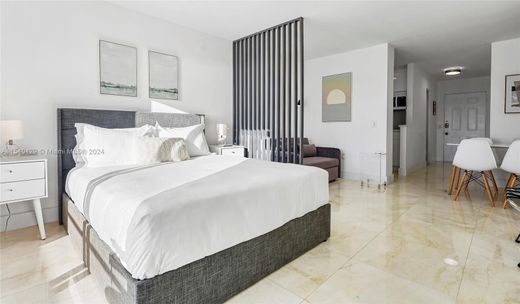 公寓楼  North Bay Village, Miami-Dade County