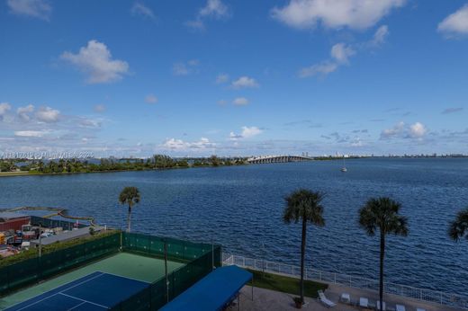 公寓楼  迈阿密, Miami-Dade County